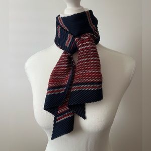 Very Lightweight Red White Blue Scarf